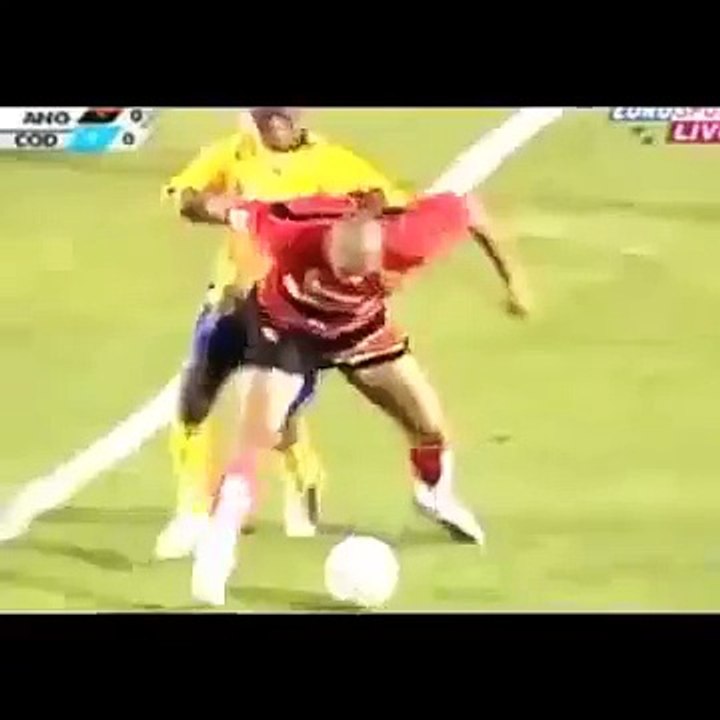 Clip Funny}Bóng đá Thốn tận rốn several troll football