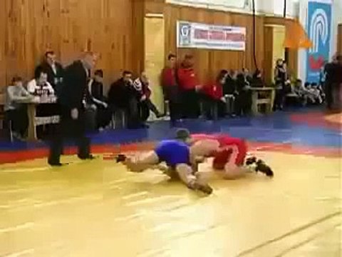 Вольная борьба. Судья отжег))