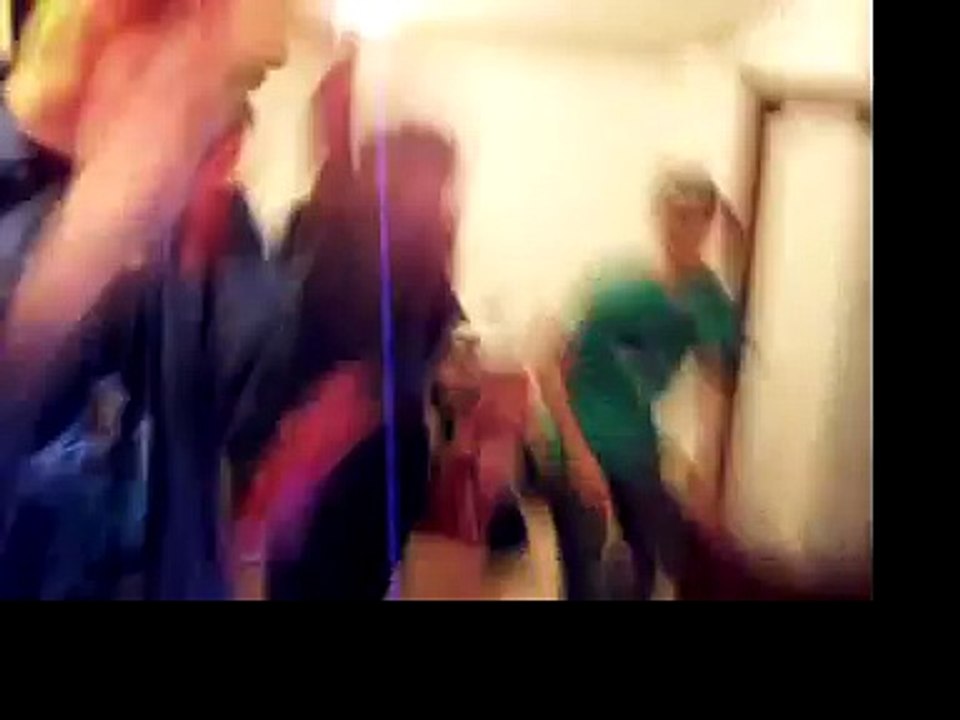 Samba the amigo Ehhh macarenaaaa ahA!