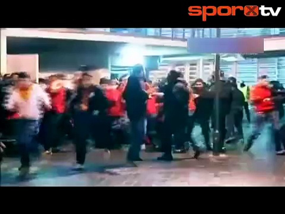 İspanyol polisinden büyük zulüm!