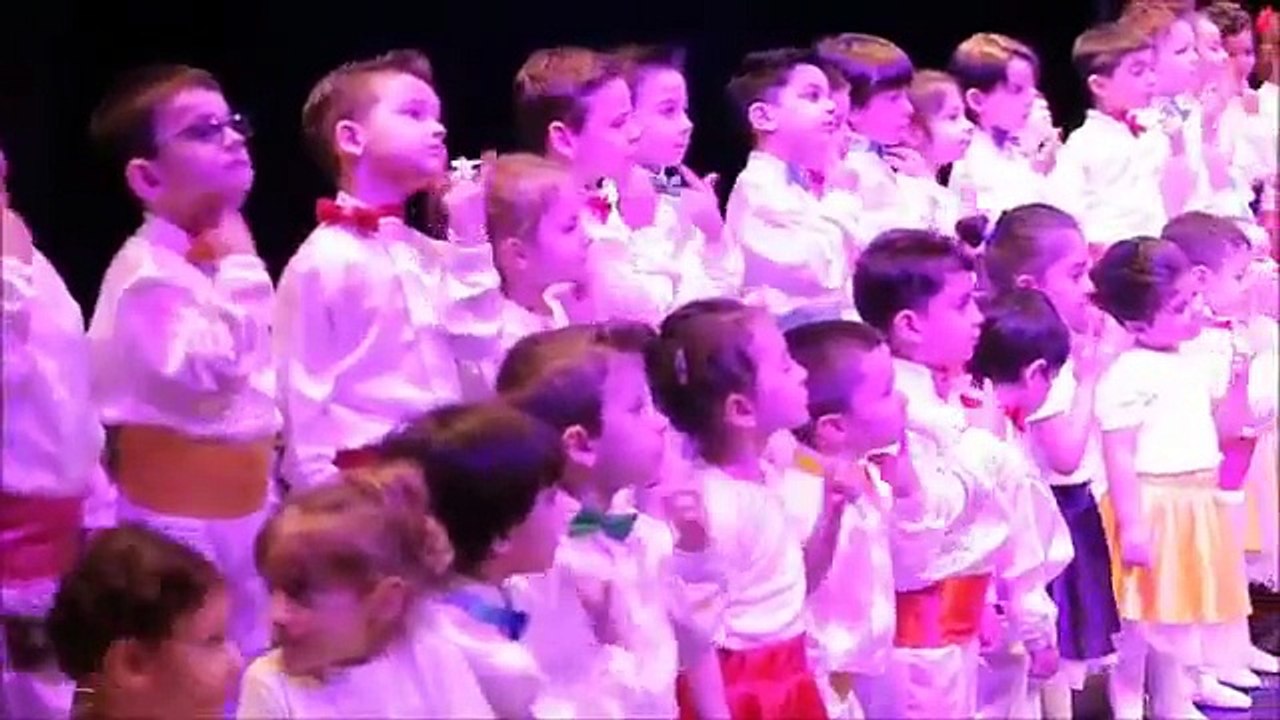 English kids performance