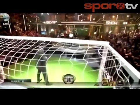 Roberto Carlos, Beyazıt Öztürk'e karşı