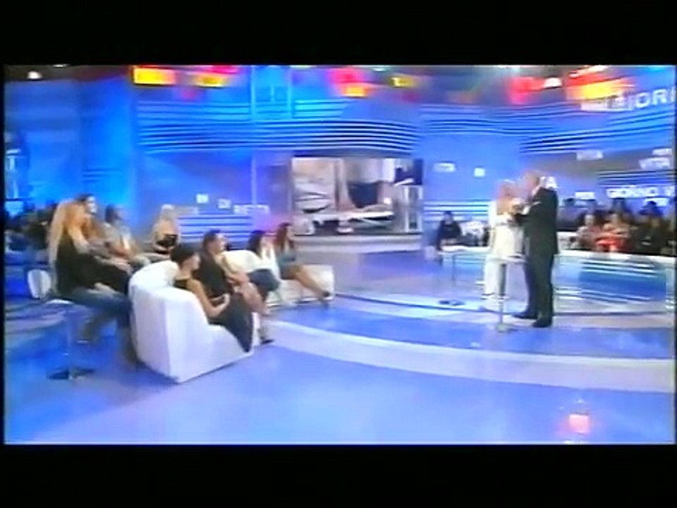 "La vita in diretta" - "Il fascino viene dall'Est..ero" 1 parte