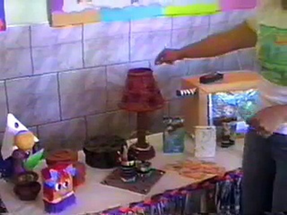 Colégio Arco Íris  Feira de Ciências - Tema reciclagem