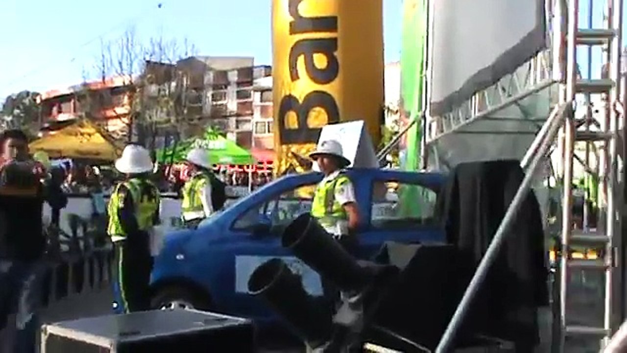 LA CIGARRA MELANY GARCIA - TU CIUDAD CANTA