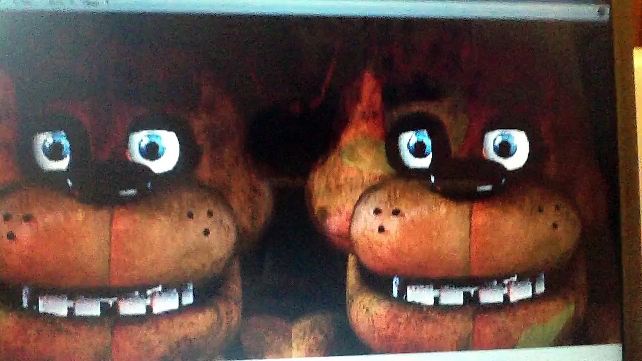 Fnaf freddy hand print
