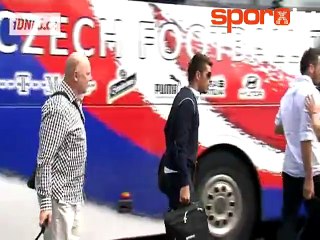 Baros gazeteci ile takıştı