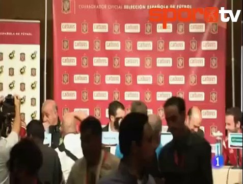 Pique büyük bombayı ağzından kaçırdı! | Büyük gaf...