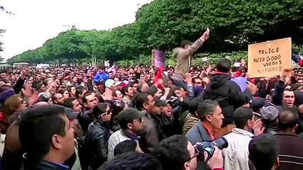 Michel-Moore-Where-To-Invade-Next--official-teaser-trailer-2015-TIFF