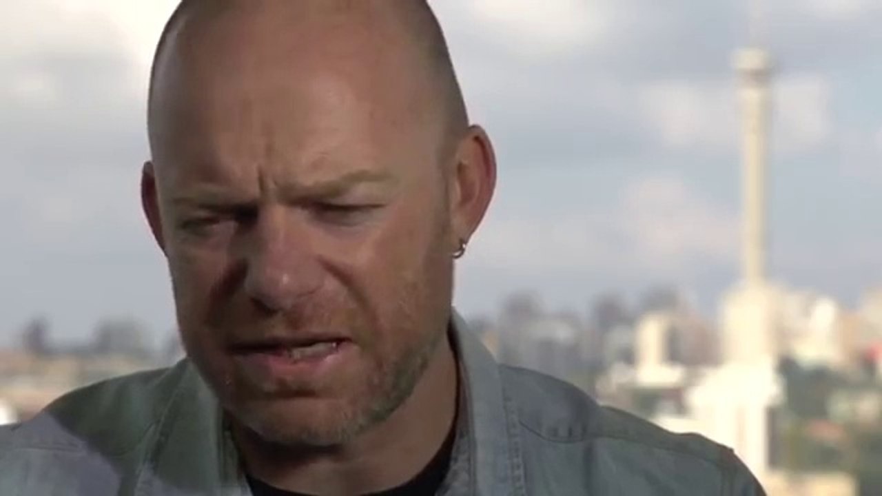 XENOPHOBIA ATTACK ON MOZAMBICAN EMANUEL SITHOLE CAUGHT ON CAMERA