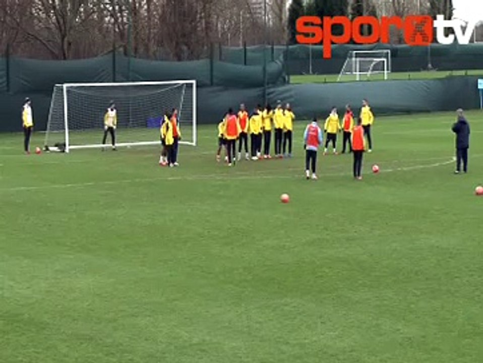 Fernandinho ve Yaya Toure'den frikik şov!