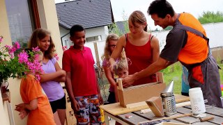 Náborové video včelařského kroužku mládeže Lysá nad Labem