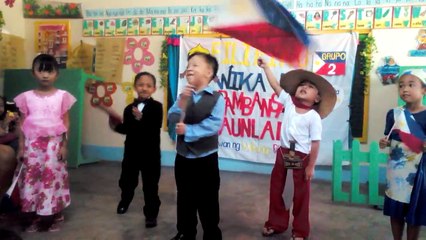 Ako'y Isang Pinoy... perform by Kinder
