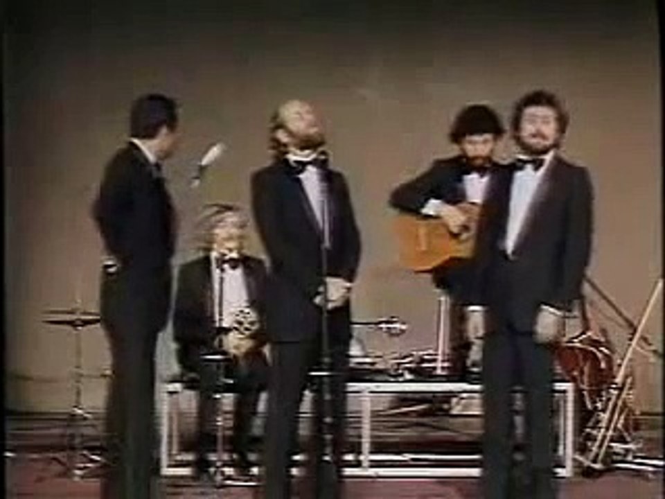 LES LUTHIERS / Cartas de color con Yogurtu Mghe (Parte 3)
