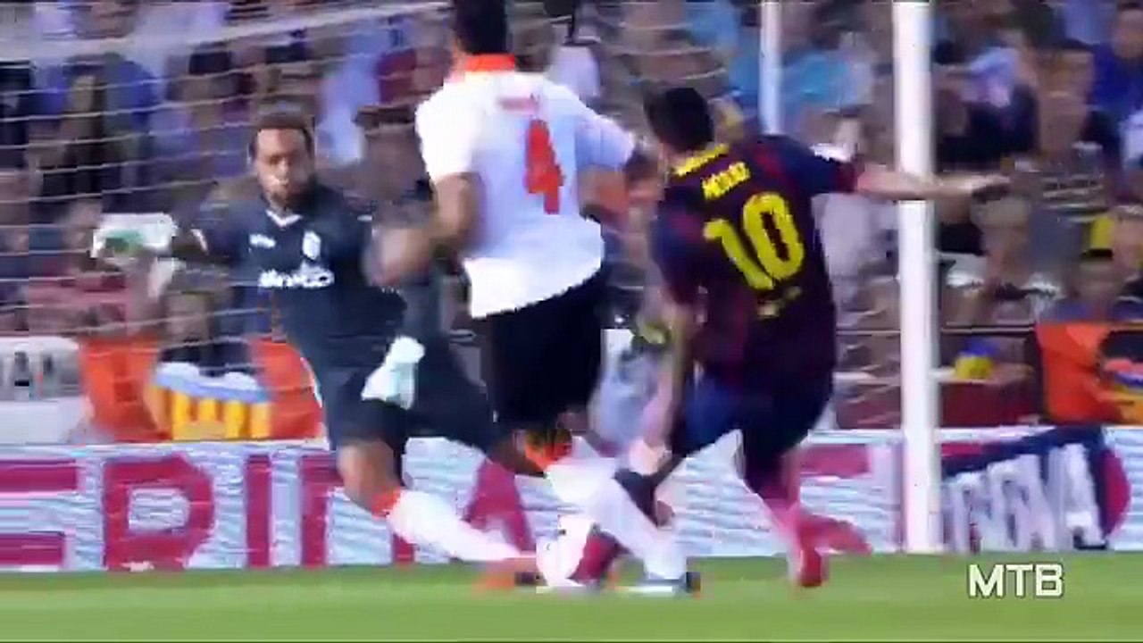 Lionel Messi   Legendary Body Feint Movements HD
