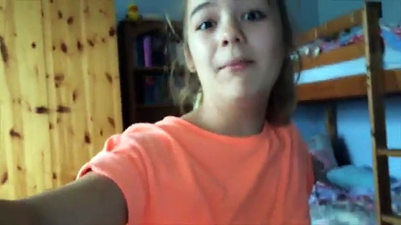 Pulling Funny Faces & Baby Oleg Break Dancing