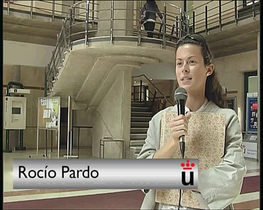 Grado en Ciencia Política.AVI