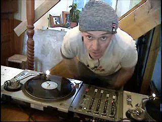 Scratching basics tutorial for the turntabalist.dj lesson 3