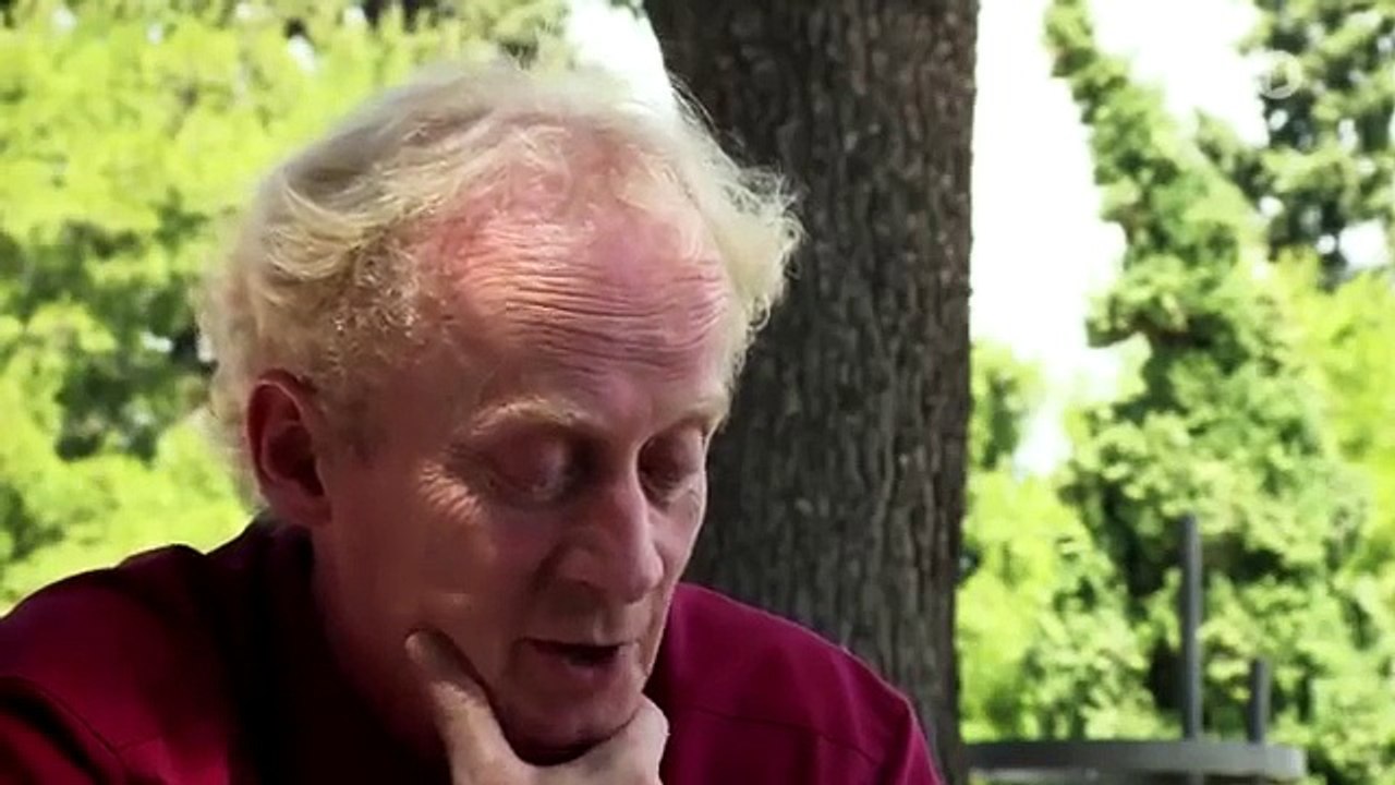On the trail of Troika (English or Greek subs)