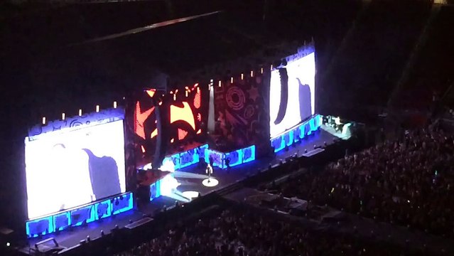 One Direction OTRA Santa Clara 7-11-15 — NO CONTROL Campaign + Fist Bump