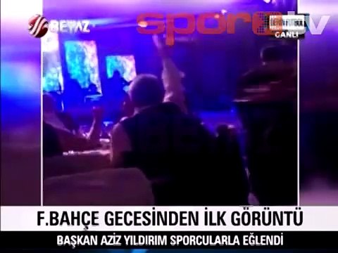 Aziz Yıldırım atkı salladı, Emre Belözoğlu şarkı söyledi!