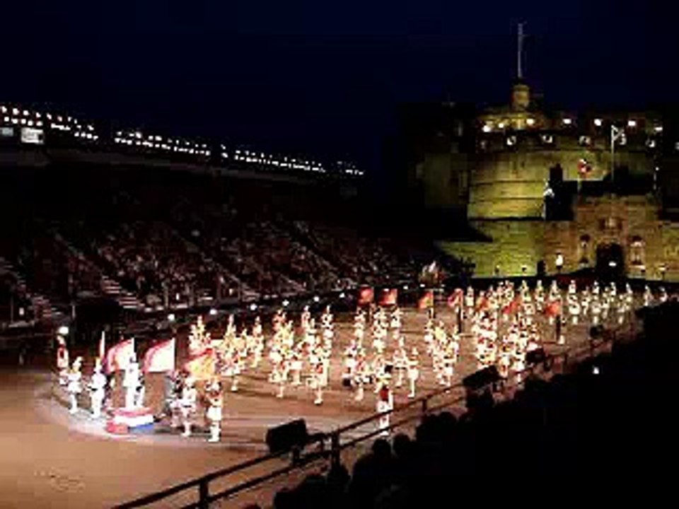 2007 08.17 Edinburgh tattoo 北一女