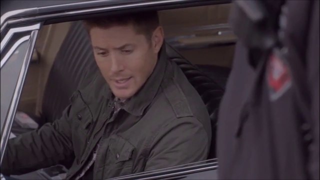 Дин и охранник - удаленная сцена из серии 10.11. «В гостях хорошо, а дома лучше» (русские субтитры)