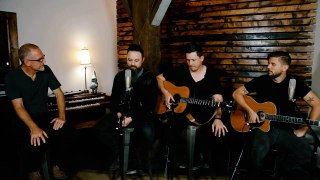 Finding Favour // Cast My Cares // New Song Cafe