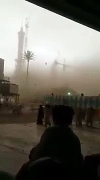 Horrible Storm in Makkah