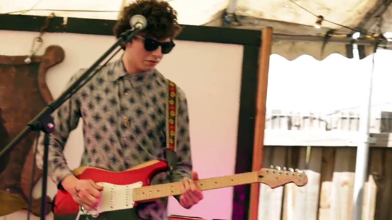 Sunflower Bean "Tame Impala"