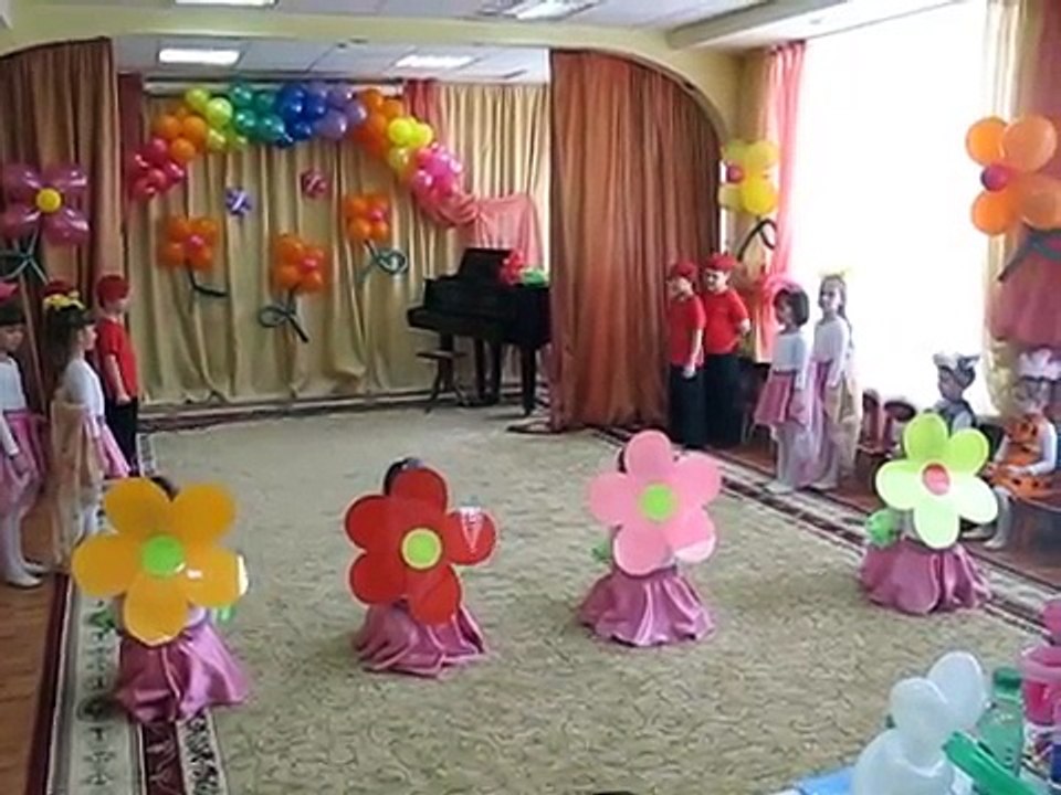 Танец "Бабочка летит" на фестивале