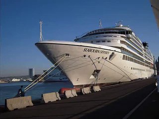 Manoeuvre du Seabourn Odyssey