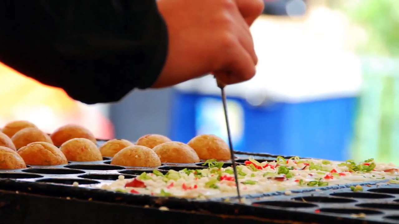 Cooking with OtaJoy: Ebiyaki deep fried