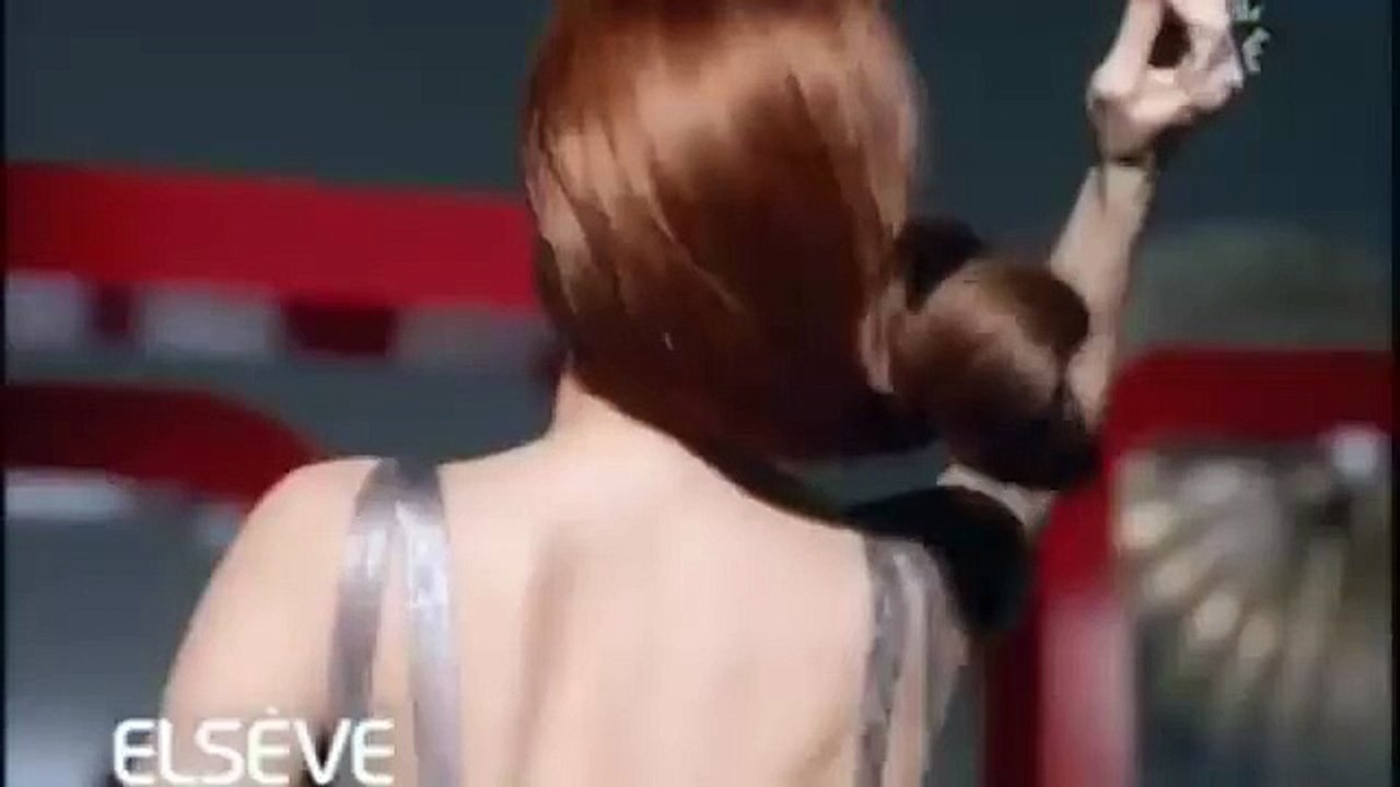 Cansu Dere - Loreal Elseve Reklamı