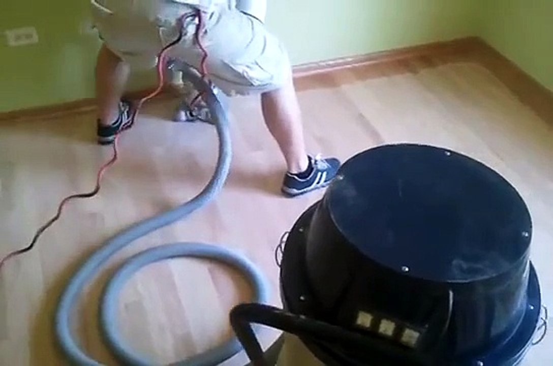 Dustless Hardwood Floor refinishing Chicago