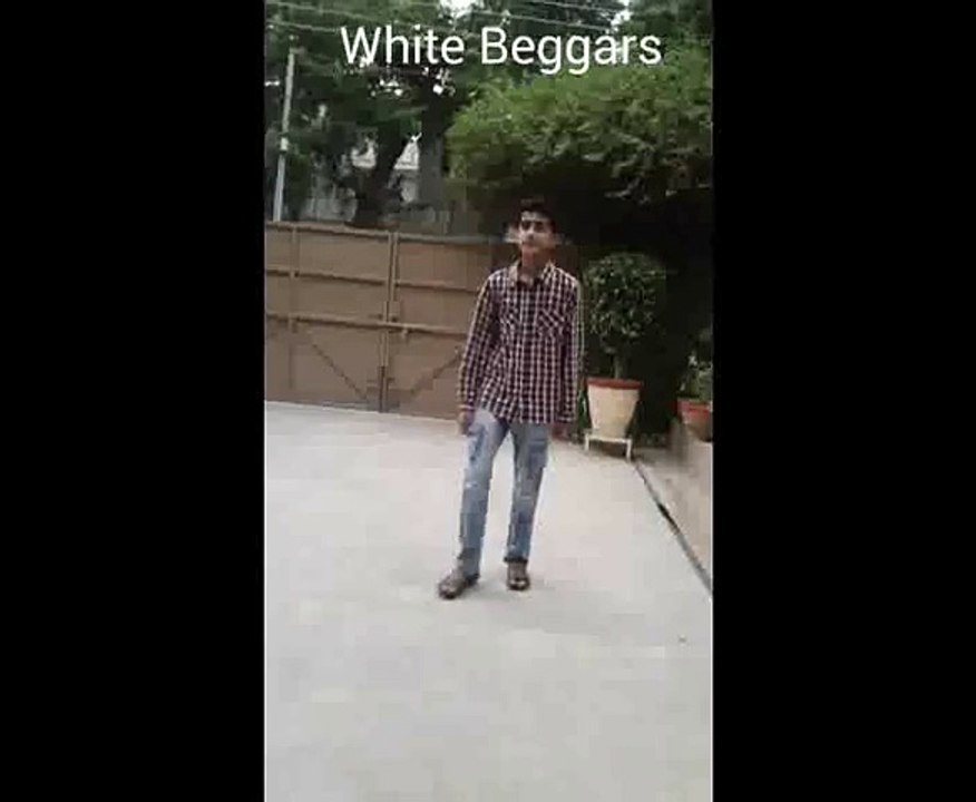 Bacha Party Vines (Beggars)