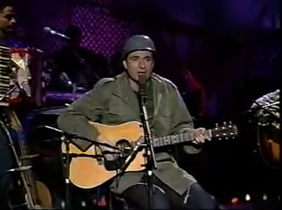 los Tres - La espada y la Pared