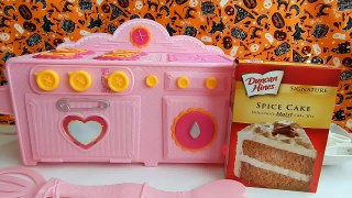 Do Grocery Store Cake Mixes Work in the Lalaloopsy Oven