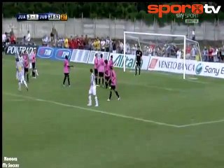 Reto Ziegler'den bir frikik golü!..