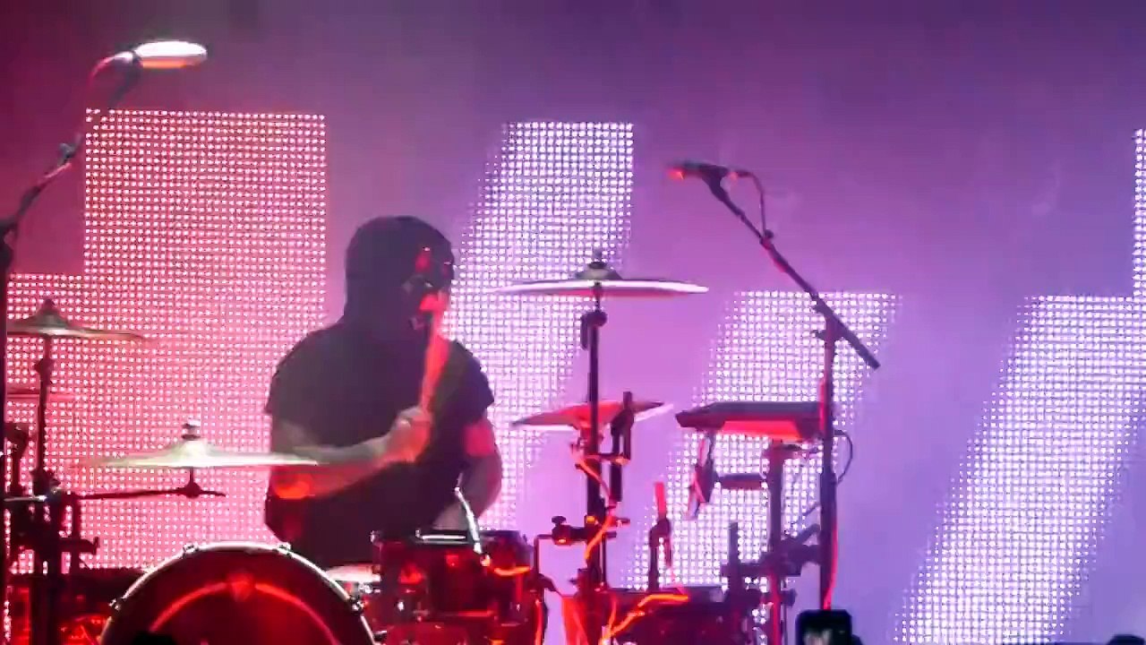 "Heavydirtysoul" Twenty One Pilots@Festival Pier Philadelphia 9/11/15