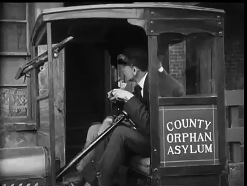 The Kid   Charles Chaplin   Beautiful Scene