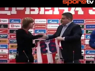 İtalyan devi 17'lik harika Sırp'ın işini bitirdi!