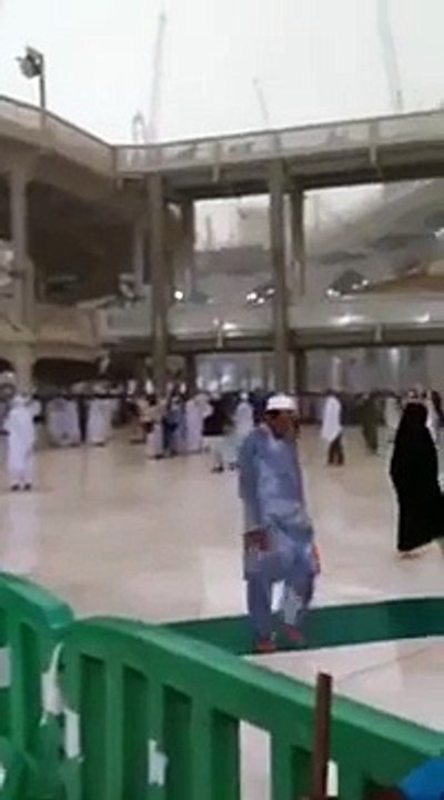 Crane Collapse moment at Khana Kaba (Masjid al-Haram), Makkah (Mecca) - 11-September-2015
