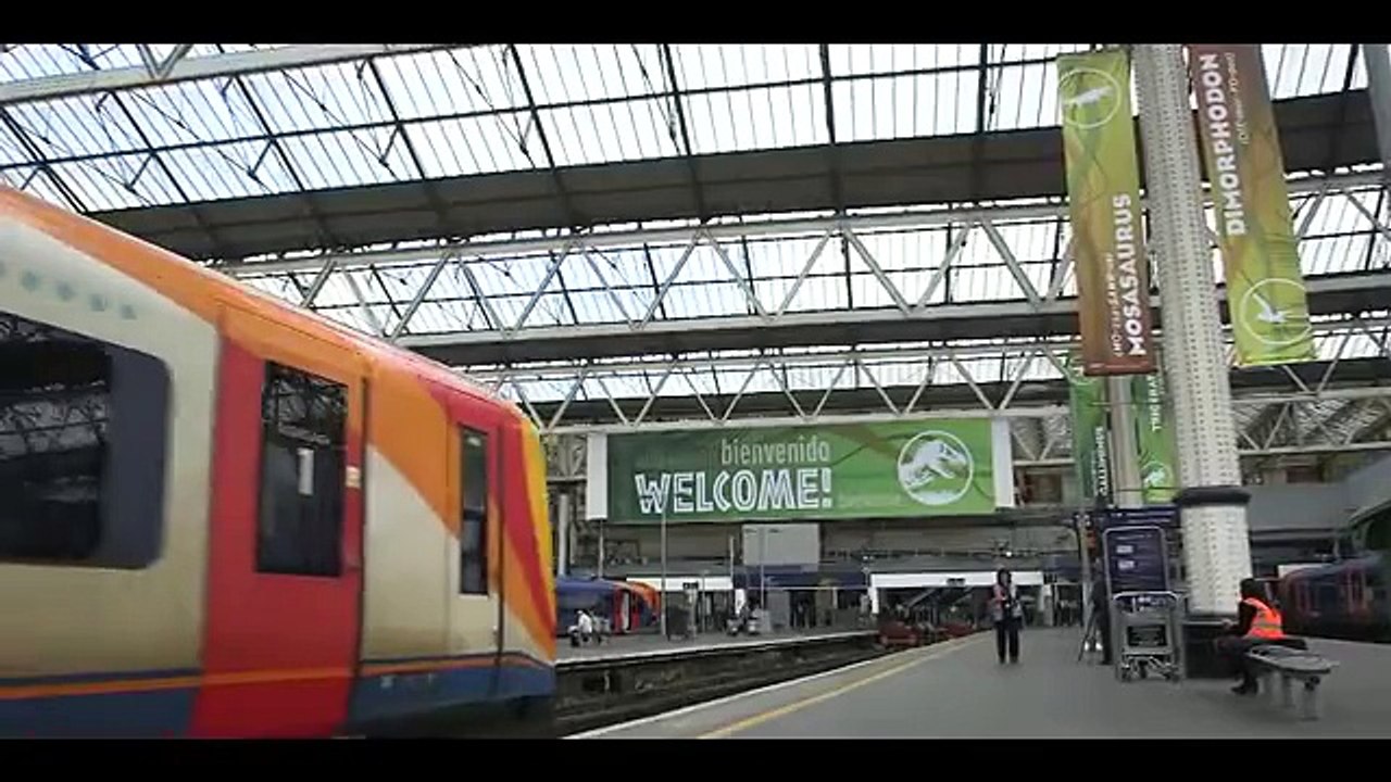 JURASSIC WORLD Promo Clip - Jurassic Waterloo (2015) Chris Pratt Sci-Fi Movie HD