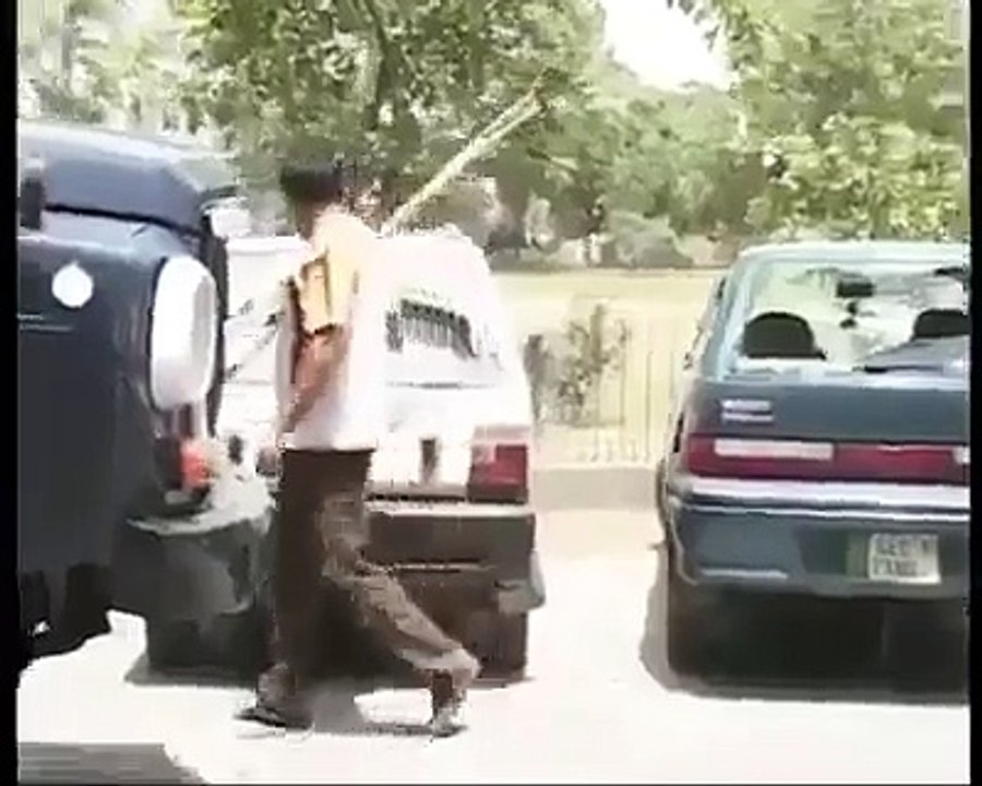 gullu butt ke wo video jo tv pe ab tk nai dikhai