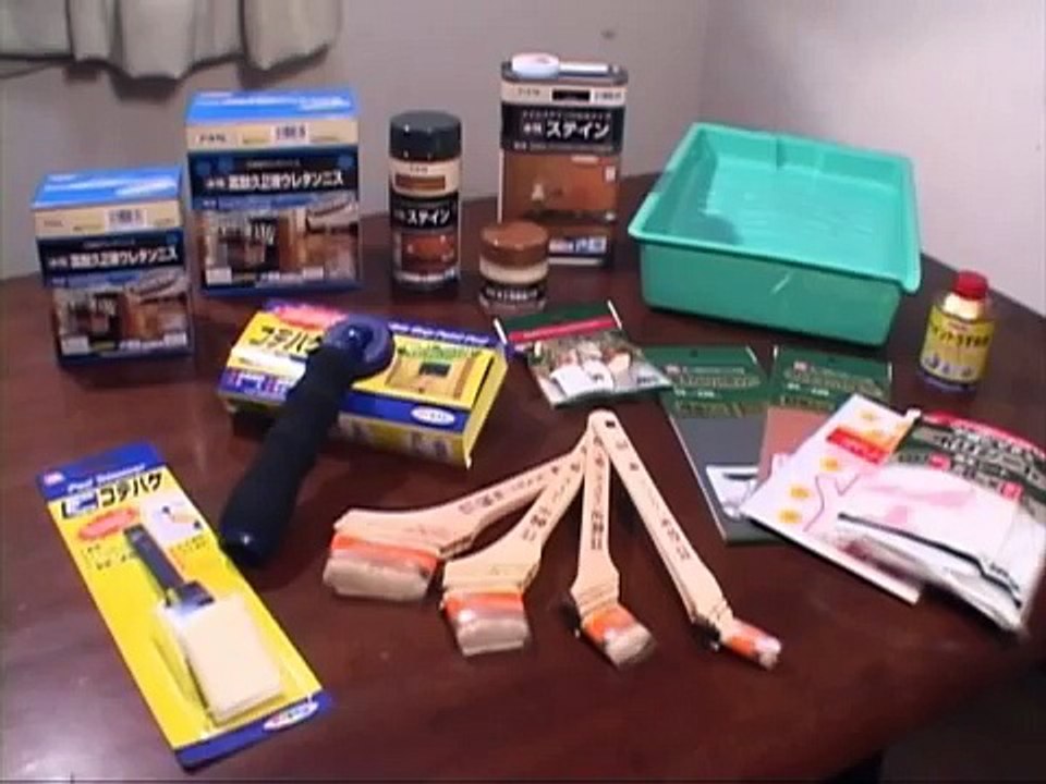 古い家具に美しいツヤを - アサヒペン