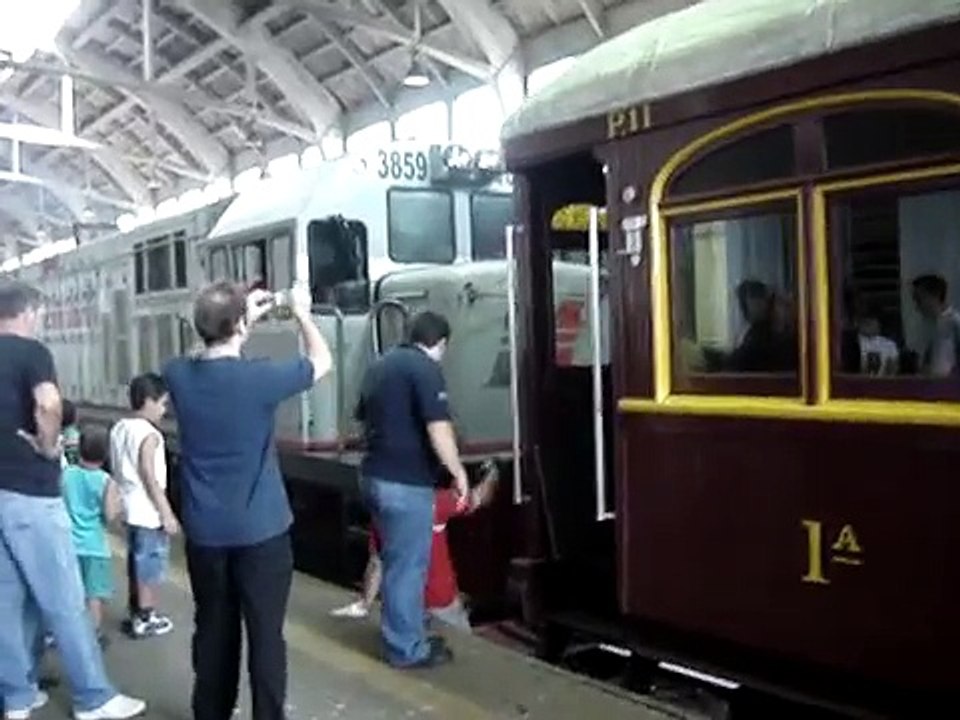 GE U20C+Baldwin #278-NOB - Bauru/SP - 1