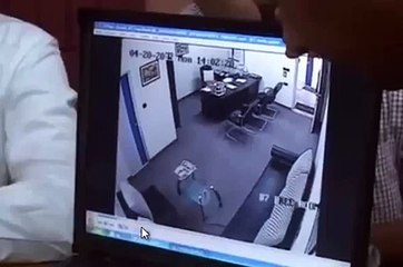 Angry mom beats up school staff in Jalandhar, India