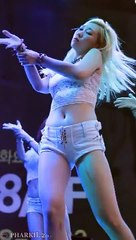 직캠 Fancam 150817 로즈퀸Rose Queen 지니 댄스공연 스텔라 떨려요 @ 동대문 APM