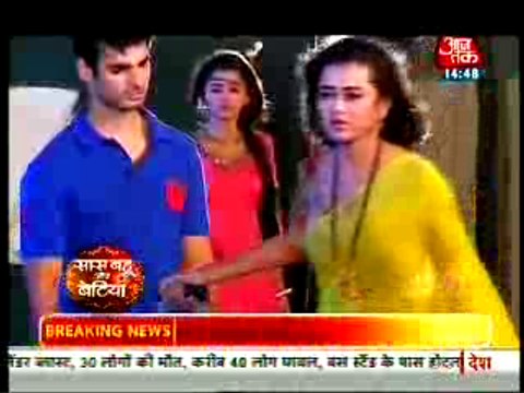 Ragini Ne Gher chodne Ka LIya Faisala JIsse Rokne Pahucha Sanskaar - 12 September 2015 - Swaragini